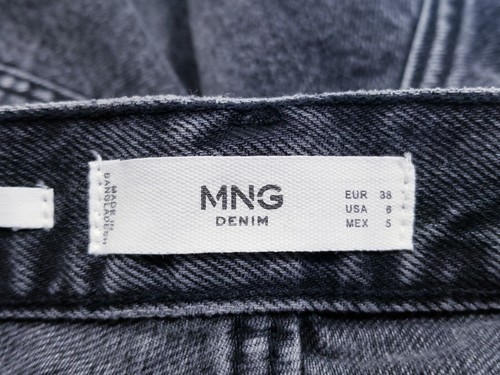Pantaloncini denim Mango Relaxed-Fit neri taglia 6 - Foto 3 di 7
