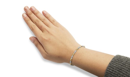 10K Two-Tone Gold 1/2 Cttw Diamond Alternating 3 Stone Bracelet (I-J, I2-I3) - Picture 5 of 7