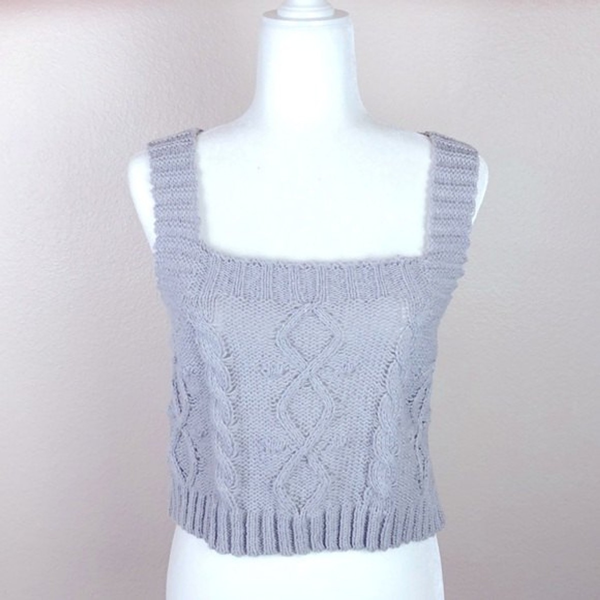 NWOT Kendall + Kylie Knit Vest SZ L | eBay NWOT Kendall + Kylie Knit Vest SZ L | eBay
