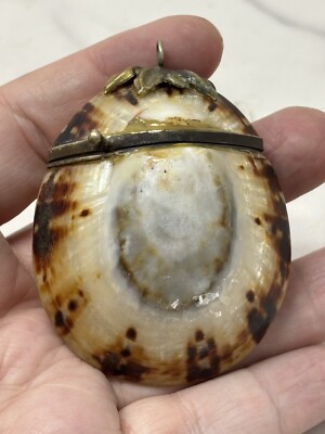 Vintage Real She ll Lidded Stash Box Snuff Trinket Has Been Repaired