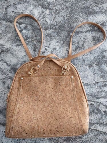 Miztique Convertible Cork Backpack, Shoulder Bag - Afbeelding 1 van 9