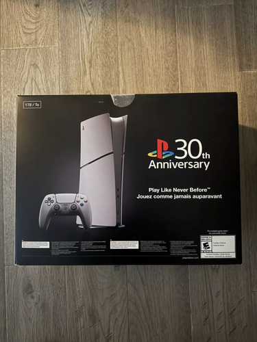 PlayStation 5 Slim (PS5) Digital Edition 30th Anniversary Limited Edition - Photo 2 sur 3