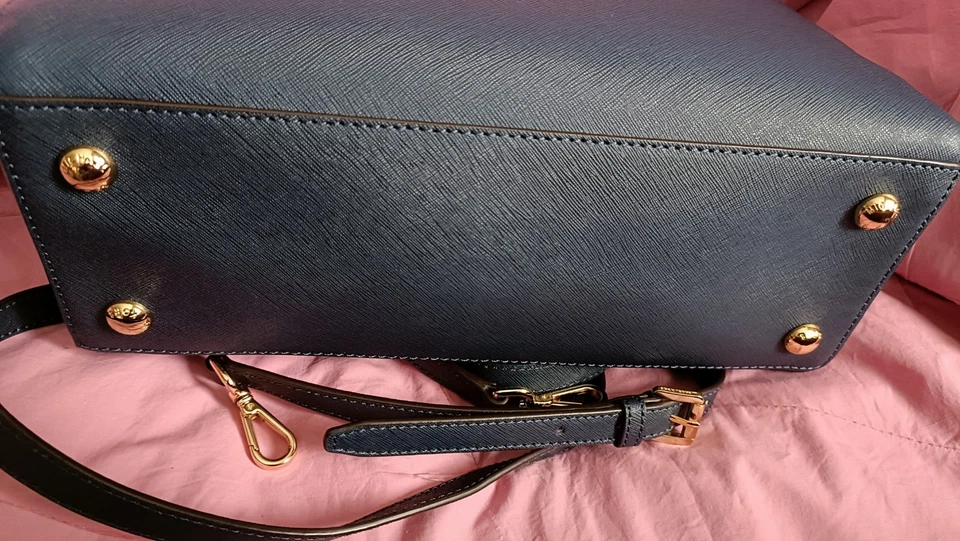 Michael Kors Bag, Gold Hardware, Black Saffiano Leather, Box Tote Bag - Image 4 of 4