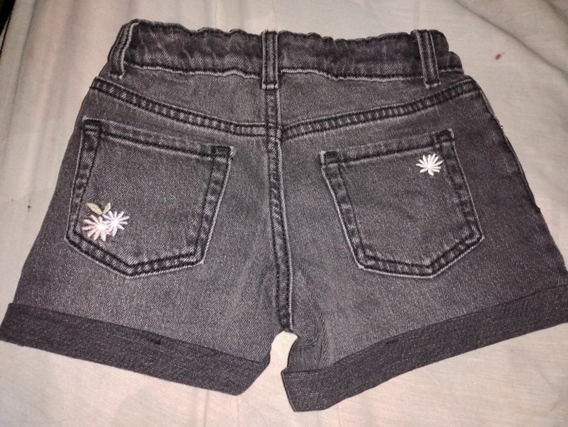 Girl's Black Jean Shorts! Size 6/7 ** Cat & Jack ** New W/ Tags!