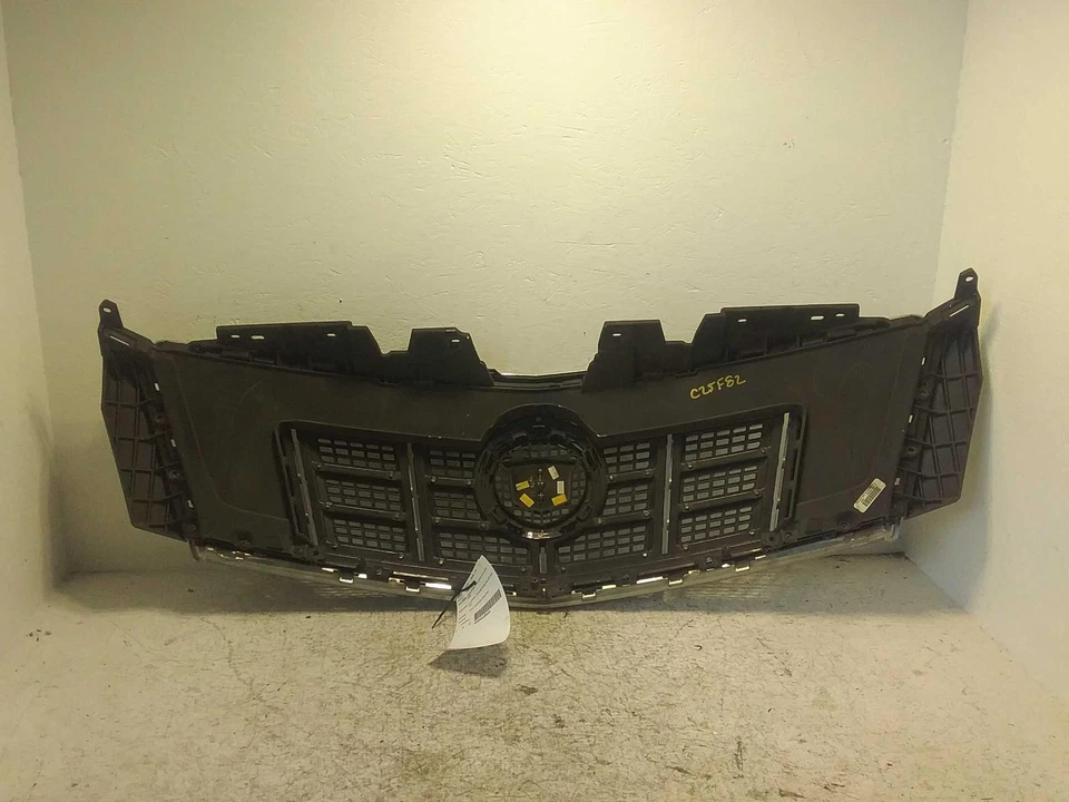 Used Upper Grille fits: 2013 Cadillac Xts upper w/o pre-crash system w/o special Foto 4 de 4