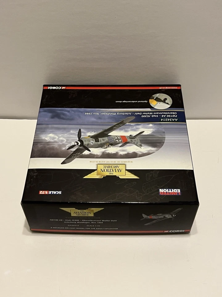 RARE Corgi 1/73 AA34314 Focke Wulf Fw-190 A-8, Stab JG300, November 1944 - NFRB - Image 4 of 4