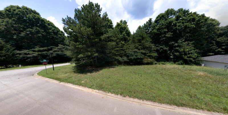 LAND for SALE, 1 MINUTE FROM LAKE LANIER, GEORGIA
