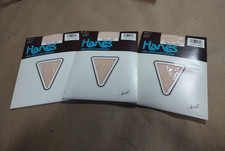 Bundle of 3 VTG Hanes Ultra Sheer Pantyhose Style 710 Peach Shadow Size B