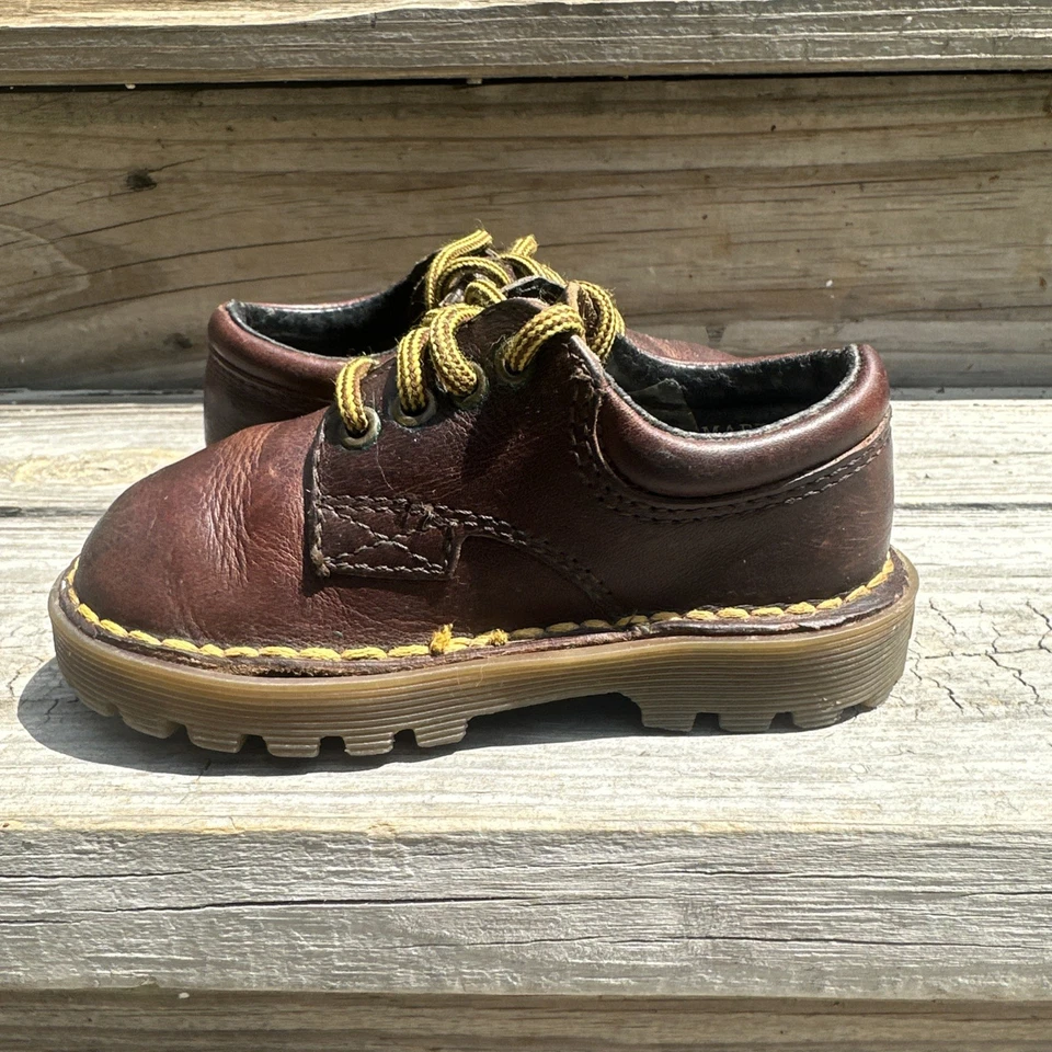 Vintage Original Dr. Martens England Brown Oxford Shoes Yellow Laces Child’s 6 - Image 4 of 4