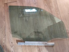 Mercedes  W202 94-00 C36 C43 C280 C230 C220 FRONT RIGHT SIDE GLASS 43R-001352