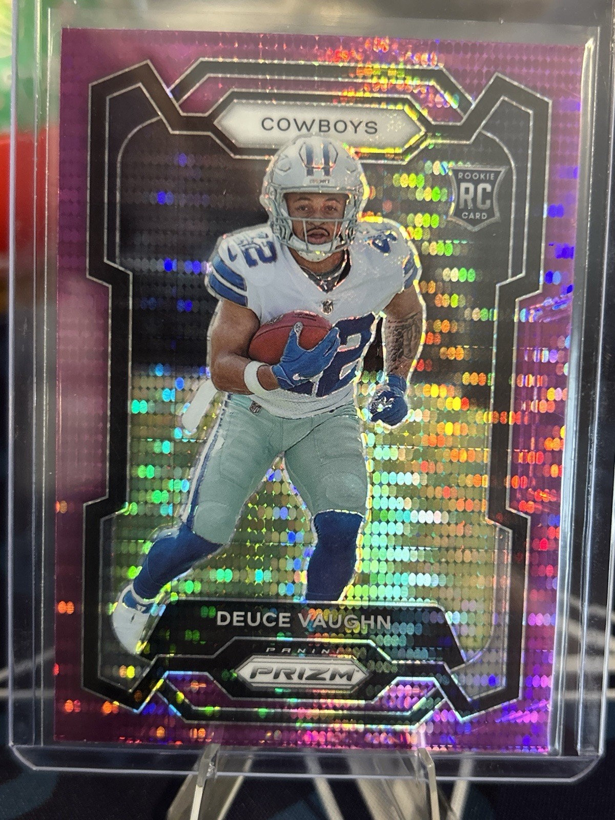 2023 Panini Prizm - Rookies Deuce Vaughn #324 Purple Pulsar Prizm (RC)