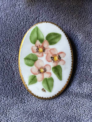 Antique Bavarian Signed CM Hutschenreuther Hand Painted Porcelain Floral Brooch