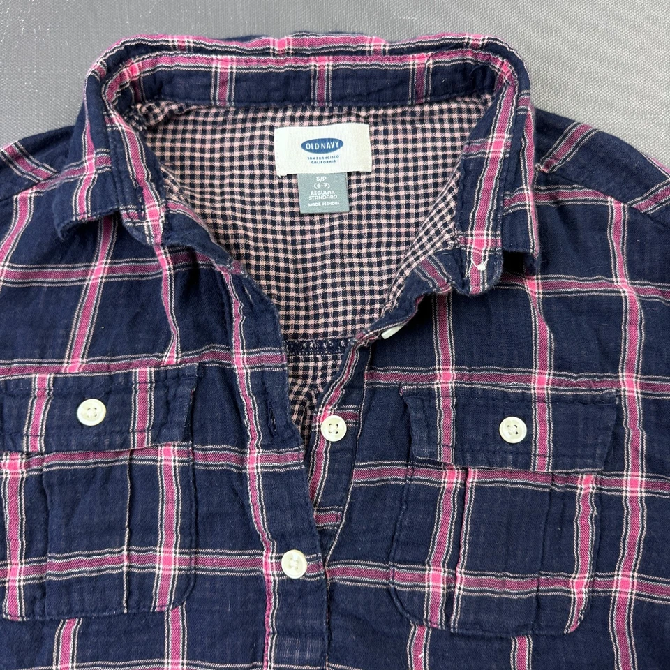 Vestido Camisa Xadrez Old Navy Meninas Manga Longa Botão Bolsos Frontais Casual - Imagem 2 de 4