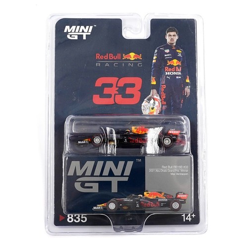 Mini GT 1:64 Red Bull RB16B #33 Max Verstappen 2021 ganador del Gran Premio de Abu Dhabi - Imagen 4 de 4
