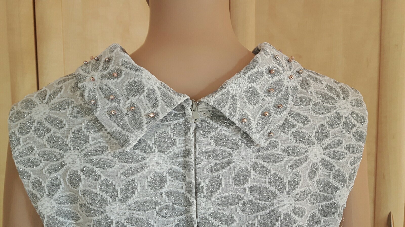 Details zu 1960s Dress Silver And White Cocktail Ladies Pride 36 inch chest Inländische neue Arbeit