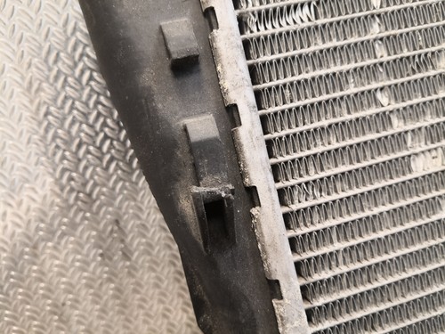 BMW 1 E87 120 d Manual Water Coolant Radiator 7788901 2.0 Diesel 120 kw - Picture 2 of 5