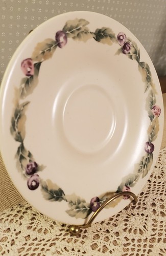 Pfaltzgraff Pottery Jamberry Saucers Pat Farrell Grapes Berries Vines Earthware - Picture 2 of 5