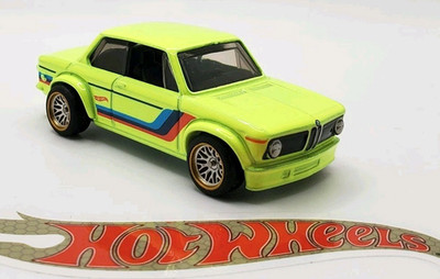Hot Wheels WHEEL SWAP BMW 2002 Neon Speeders 11mm Gold BBS Wheels New Loose