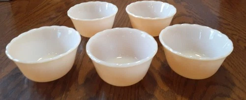 VTG SET OF 5 FIRE KING 424 PEACH LUSTER 6 OZ RAMEKIN/CUSTARD CUPS