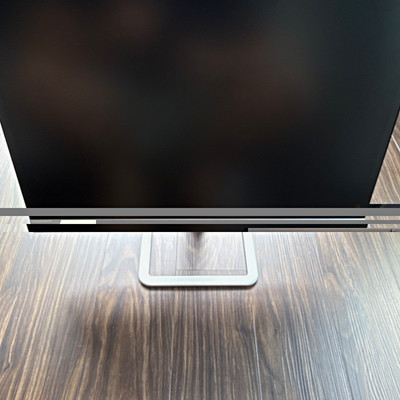 HP 22er 21.5 in 16:9 Monitor Silver HDMI Standard VGA D-Sub T3M72AA w/HDMI Cord