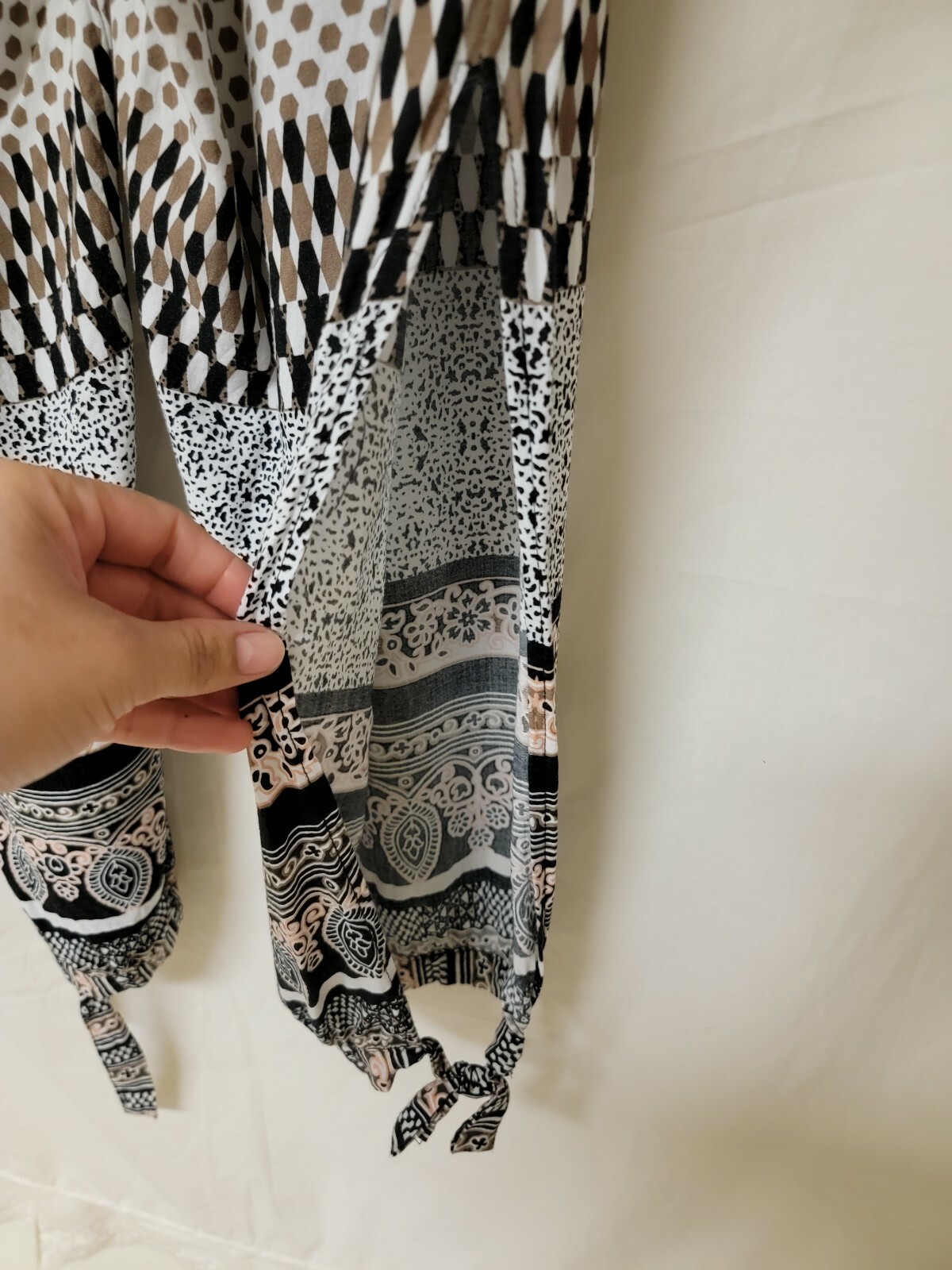 HALE BOB Split Sides knot hem Drawstring Pants Ge… - image 4