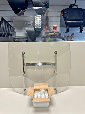 Harley Davidson Quick Release Detachable Ultimate Touring Windshield V-Rod VRSC