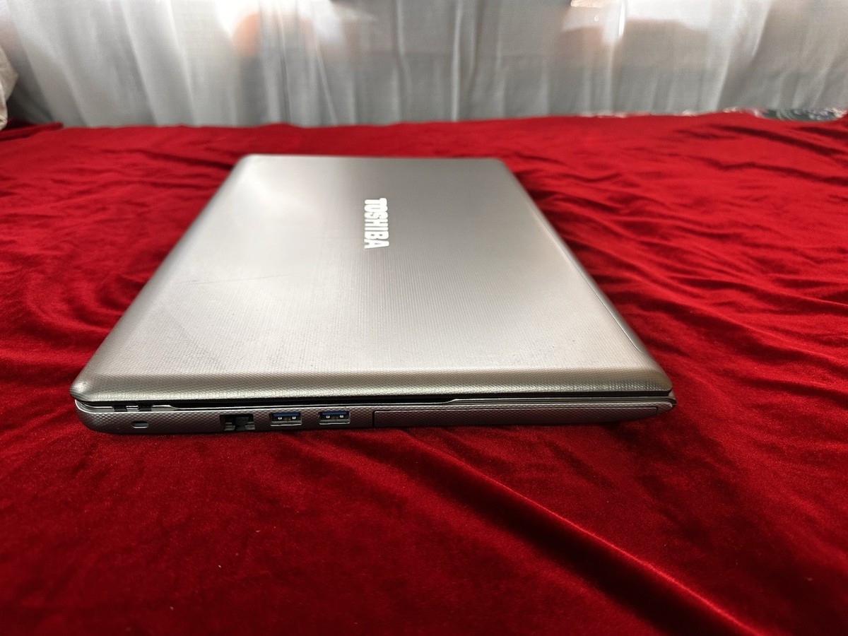 Toshiba Satellite P875-S7102-17.3