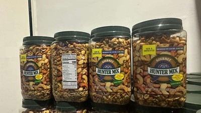 Southern Style Nuts, Hunter Mix, Gourmet, 30 Oz FRESH 4 Pack