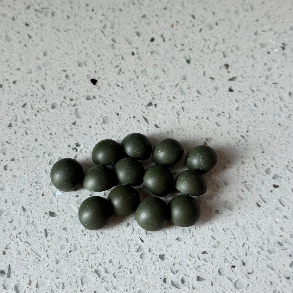 13 Y2K Vintage Sewing Buttons Lot Dome Matte Green Round Shank DIY Art ~1/2" - Image 2 of 4