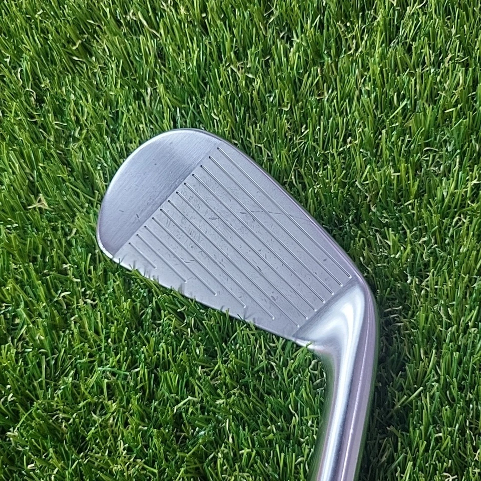 Titleist T100 2023 4 Iron Project X 125g 6.5 Extra Stiff *LEFT HANDED* - Image 2 of 4