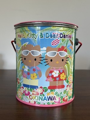 SANRIO Hello Kitty & Dear Daniel Okinawa Japan Tin Canister container 2003 5in