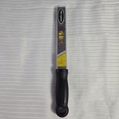 Microplane Classic Series Grater Shredder Black Handle NWOT with Blade Cover