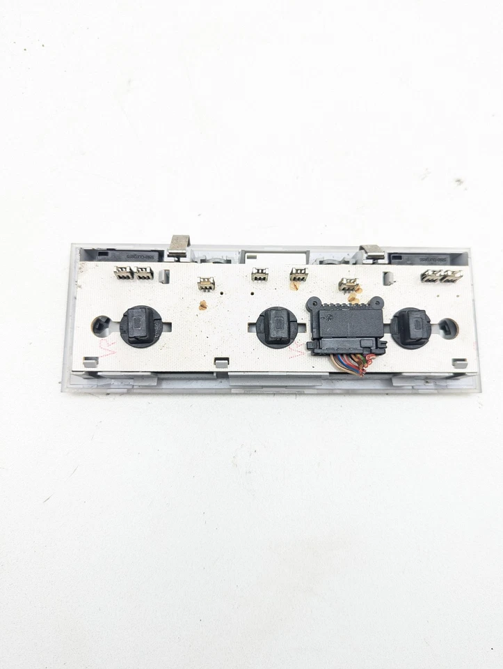 OEM BMW 745i 2002-2005 4,4 L consola superior delantera/luz mapa cúpula Foto 2 de 4