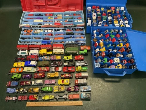 Huge Lot of 200 Vintage Hot Wheels Matchbox Cars w/ 3 Cases