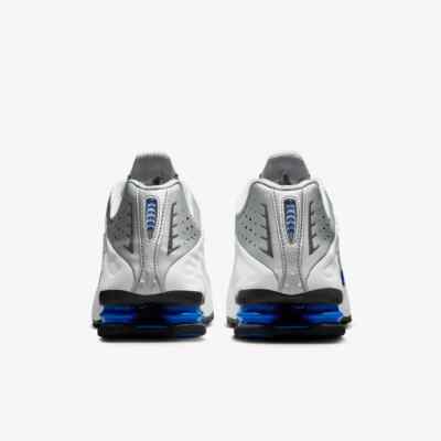 元箱無し　26 Nike Shox R4 \"Psychic Blue\" Nike Shox R4 Psychic Blue HQ1988-004 | SneakerNews.com