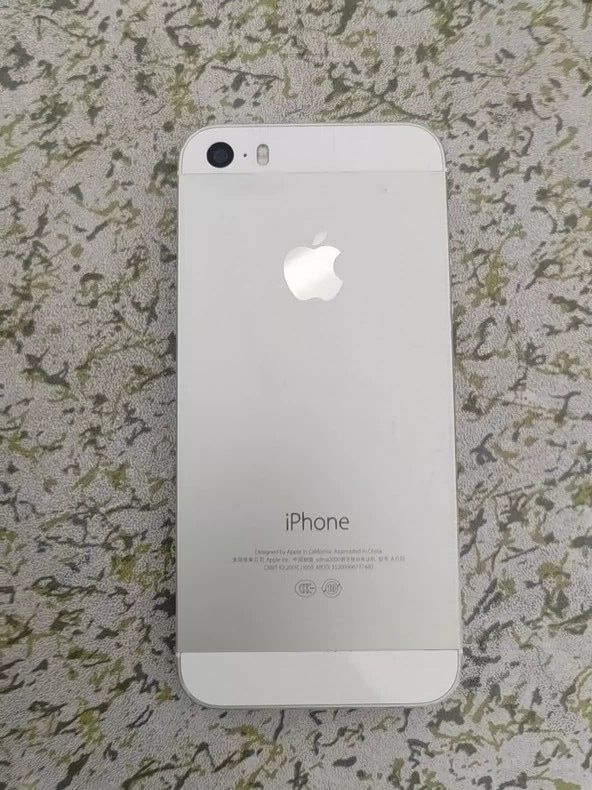 Apple iPhone 5s - 16 GB - (Unlocked) without Fingerprint Tested