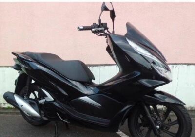 はに HONDA PCX150 2018 KF30 FRONT COVER COVER, HEADLIGHT (LOWER) 64504