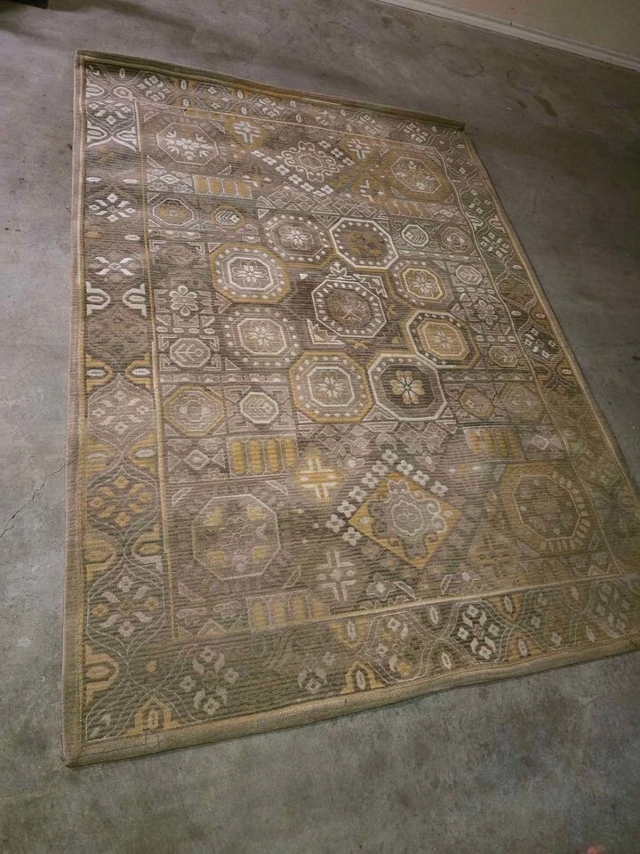 Alfombra Threshold Brand 5 x 7 - Usada - Dorada/Amarilla/Multi Foto 2 de 3