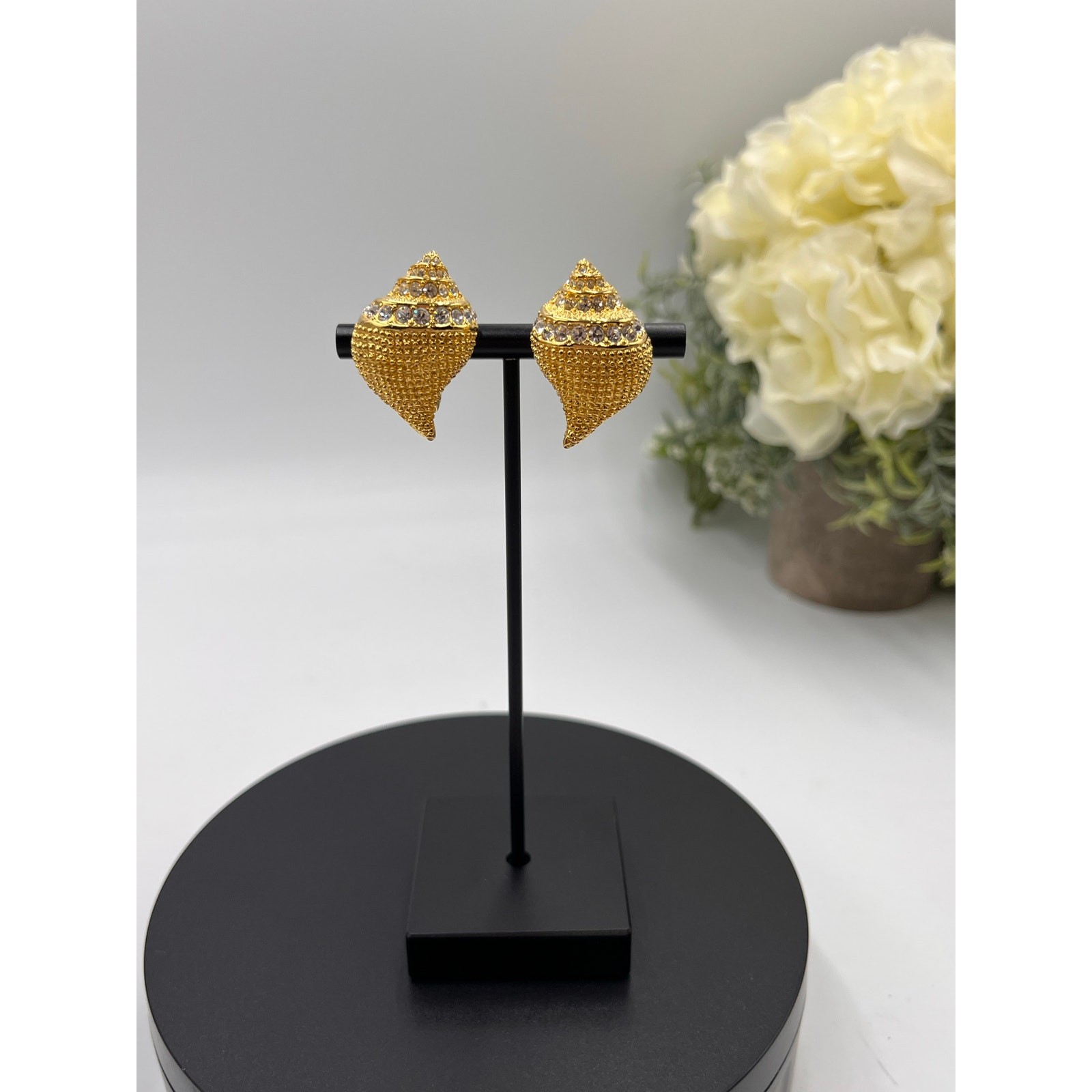 Kenneth Jay Lane KJL Vintage Gold Crystal Seashel… - image 2