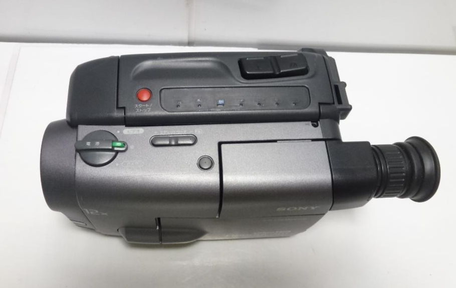 Sony CCD-TRV60 Hi8/8mm Video Camera Handycam Used From Japan