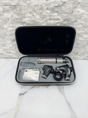 Welch Allyn Diagnostic/Medical Set with PanOptic & MacroView