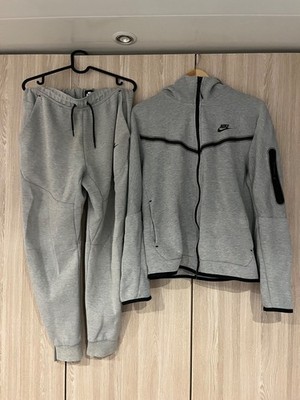 Nike Tech Set. Farbe grau Größe M Jacke + Jogginghose