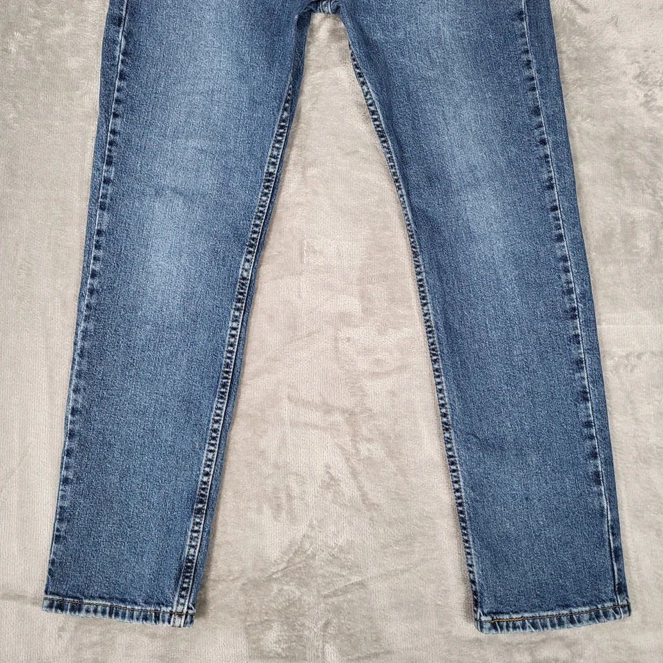 Pantalones de mezclilla Levis 511 para hombre 31x30 (se adapta a 30x28) ajustados cónicos desteñidos azules elásticos modernos Foto 3 de 4