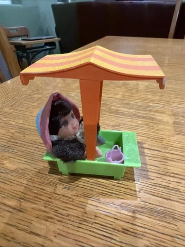 Vintage Liddle Kiddles MILLIE MIDDLE  Doll And Sandbox Mattel 1960s