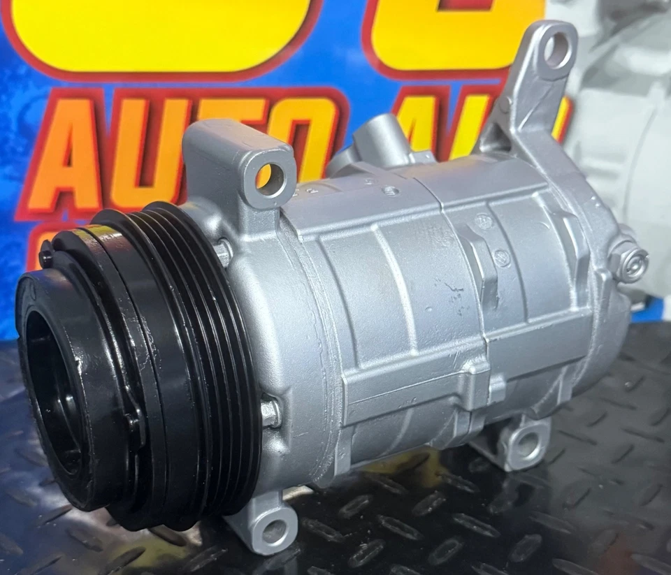 COMPRESOR DE AIRE ACONDICIONADO APTO CADILLAC ESCALADE, HUMMER H2, H3, H3T, NPR (SOLO GAS) 77377 Foto 4 de 4