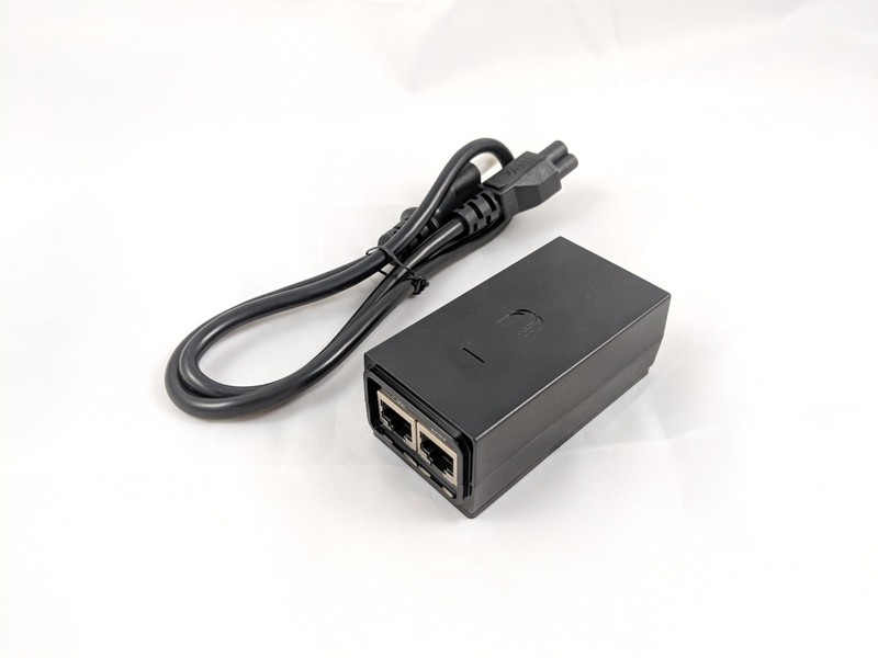 Ubiquiti Networks 24V 12W Poe Adapter & Injector - Black (POE-24-12W)
