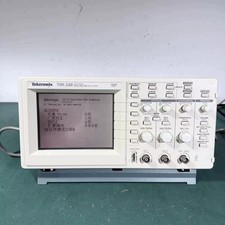 Used 2 Channel Tektronix TDS220 100Mhz Digital Oscilloscope 1 Msa/S Tested