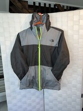 The North Face Reversible Boys Youth True Or False Jacket TNF Red medium NWT