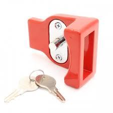Red Gladhand Lock For Tractor Trailer Gland Hands (2 Key Set) 035150 - Picture 2 of 4