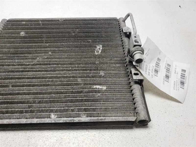 Honda Civic 1992 1993 condensador de aire acondicionado OEM 80110SR1A22 Foto 2 de 4